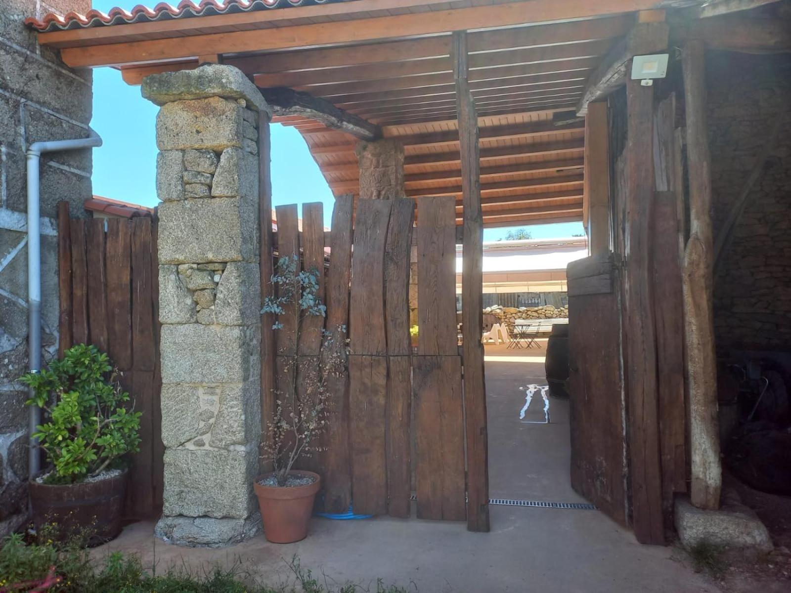 Pension O Corazon Da Ribeira Sacra La Teijeira Exterior foto